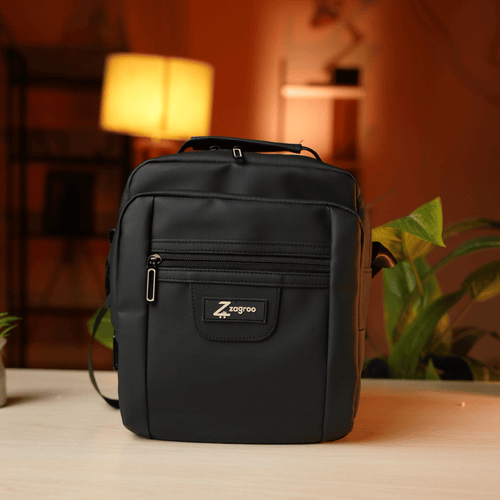 Zagroo Everyday Sling Bag  ( Black )